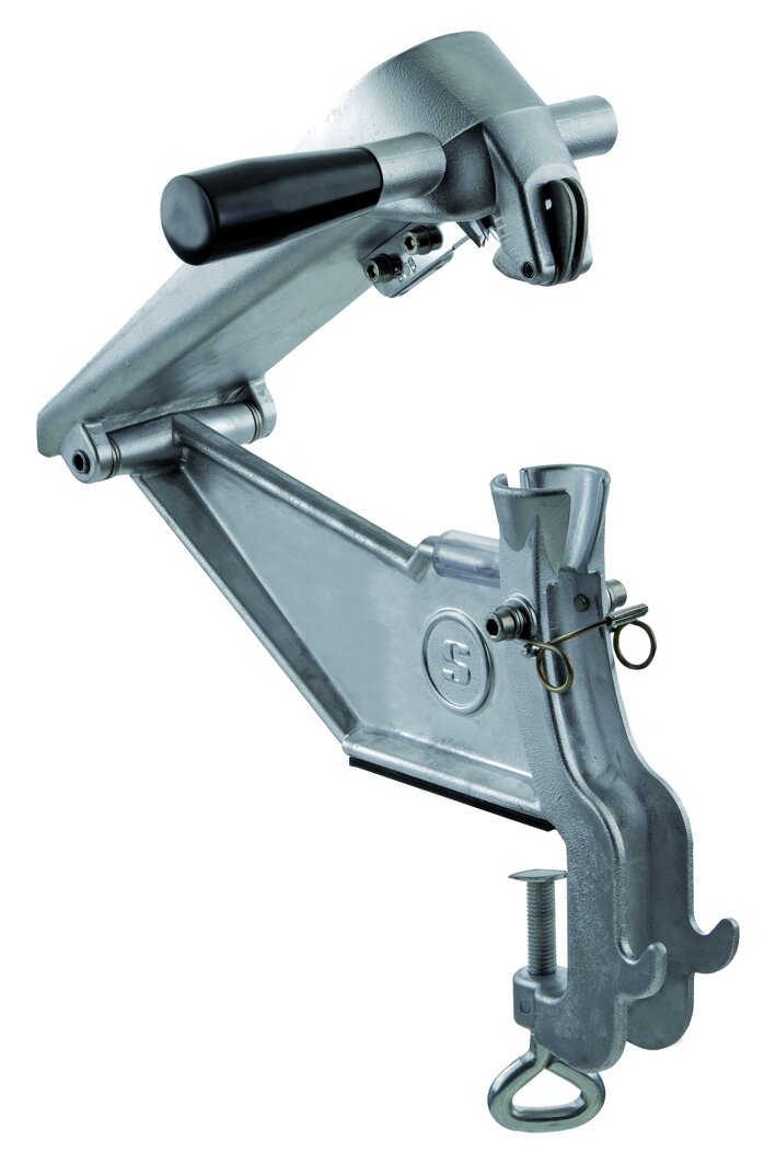 Schneider hand-operated pitter, cast aluminum, incl. 6-piece blade with ejector